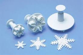 Snowflake Plunger Cutters – Set of 3 | Festive Fondant & Cookie Cutters