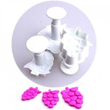 Grape Plunger Cutter– Fondant, Sugar Paste & Cookie Dough Cutter