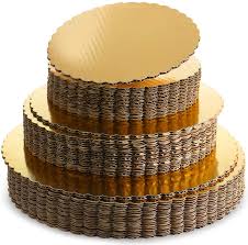 Round Gold Scalloped Cake Board – Stylish & Sturdy Base for Cakes