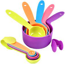 Set of Measuring cups & spoons.