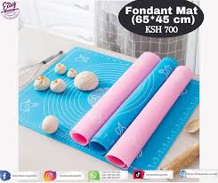 Fondant Rolling Mat (64×45 cm) – Non-Stick Surface for Fondant, Gum Paste & Dough
