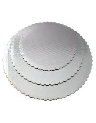 Round Silver Scalloped Cake Board – Elegant, Sturdy Base for Cake Display